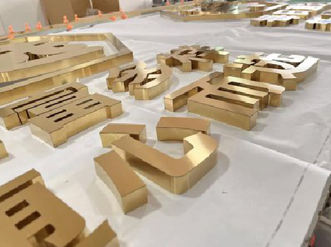 安康拉丝不锈钢字的特点。